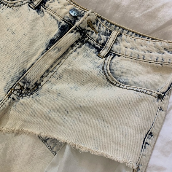 High Rise Jean Shorts!! - Picture 2 of 8